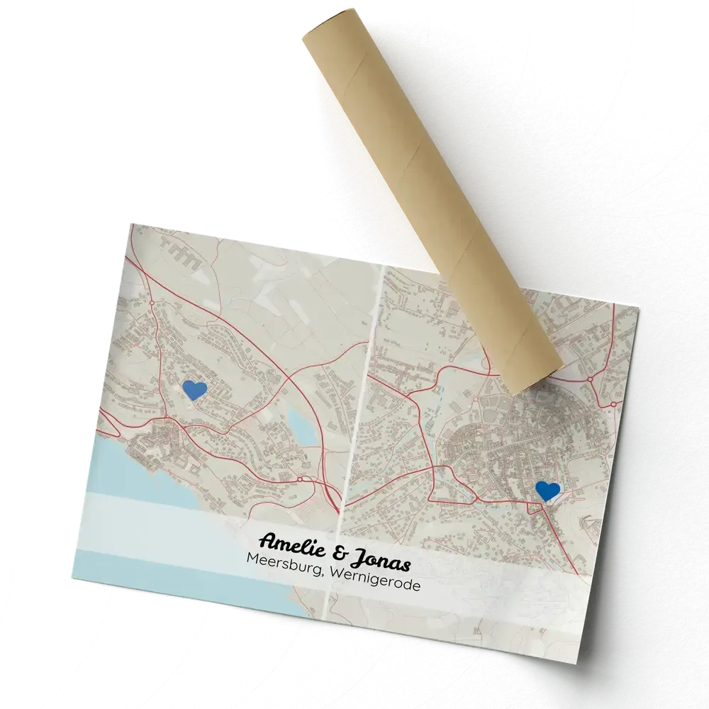 Poster con due mappe di città e cuori blu accanto a un tubo da spedizione, un regalo per l’anniversario